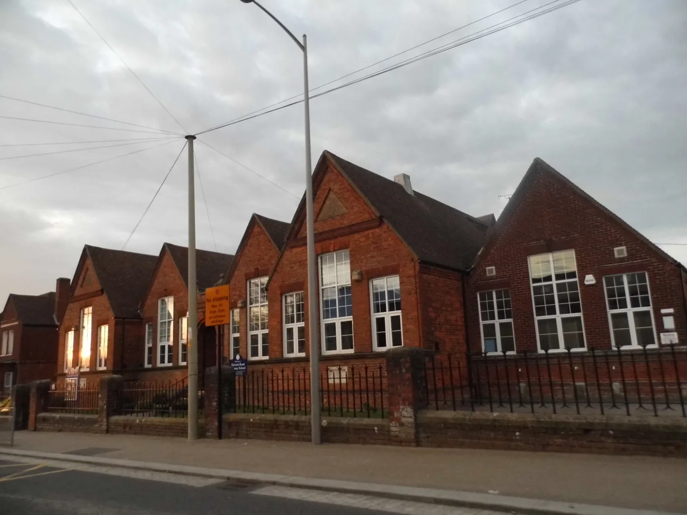 Victoria Road Primary School in Ashford. Most of the borough's primaries follow Kent County Council's calendar; several of its big secondaries do not.