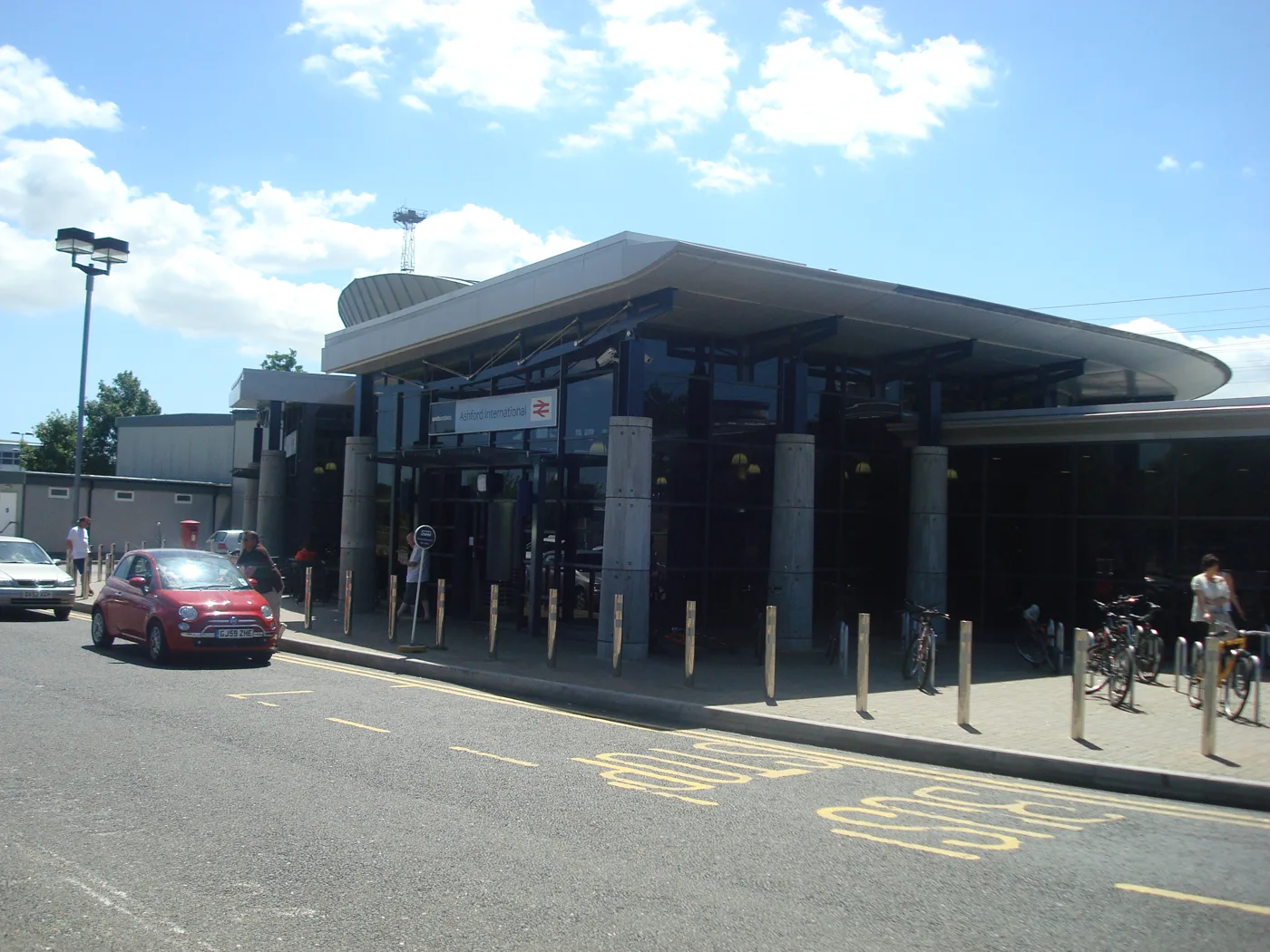 Ashford International station, the entrance on Station Road